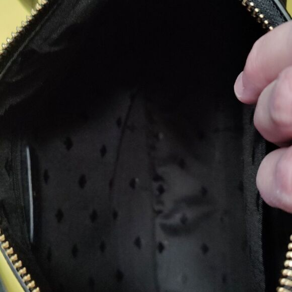 Kate Spade Bag With Convertible Straps and Coin Purse - Picture 4 of 4